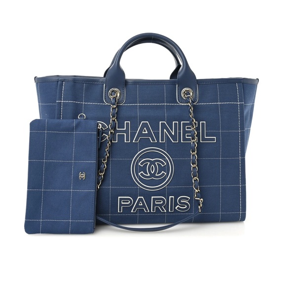 CHANEL Handbags - CHANEL DEAUVILLE TOTE WITH POUCH LIKE NEW CONDITION/NO FLAWS